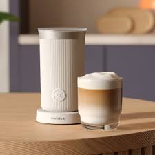 The Best Speed for Frothing Milk: A Barista’s Guide